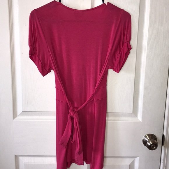 B. Moss tie back blouse - Size Small - Picture 2 of 4